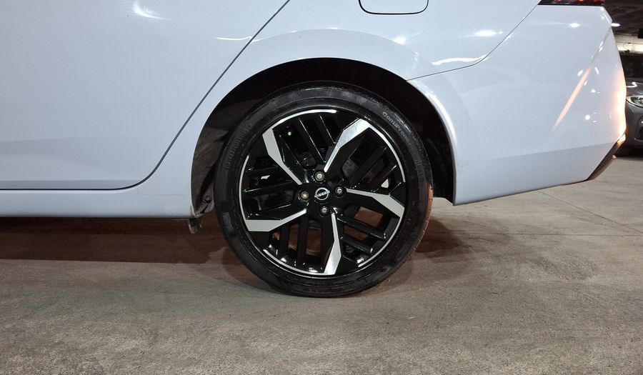 Nissan Versa 1.6 EXCLUSIVE CVT Sedan 2023