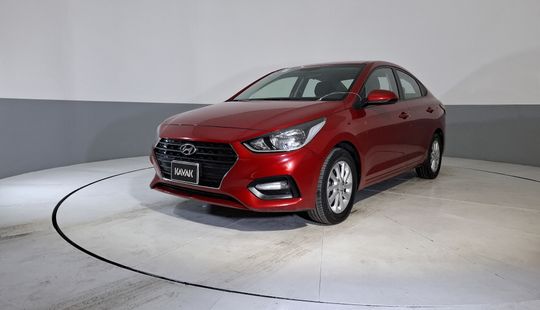 Hyundai • Accent