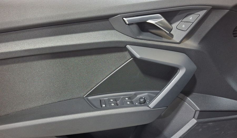 Audi A3 1.4 35 TFSI DYNAMIC AUTO Sedan 2023