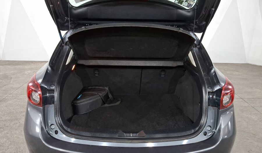 Mazda 3 2.0 HATCHBACK I TOURING TM Hatchback 2016