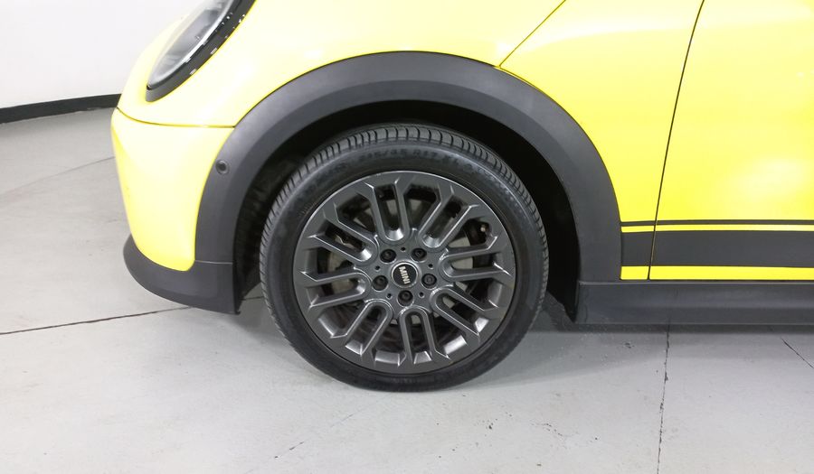 Mini Cooper S 2.0 COOPER CLASSIC DCT Hatchback 2025