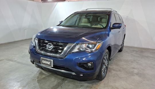 Nissan • Pathfinder