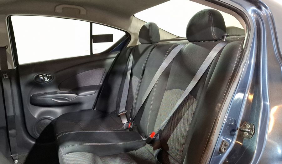 Nissan Versa 1.6 ADVANCE TA AC Sedan 2016
