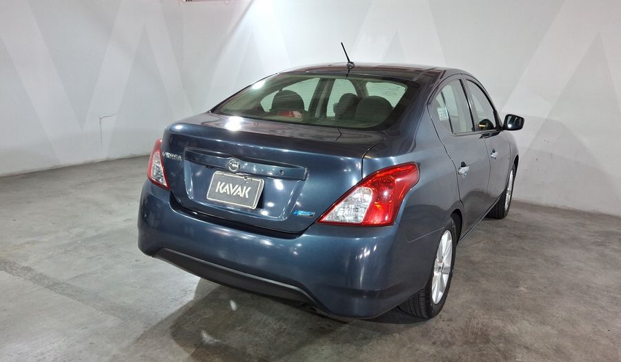 Nissan Versa 1.6 ADVANCE TA AC Sedan 2016