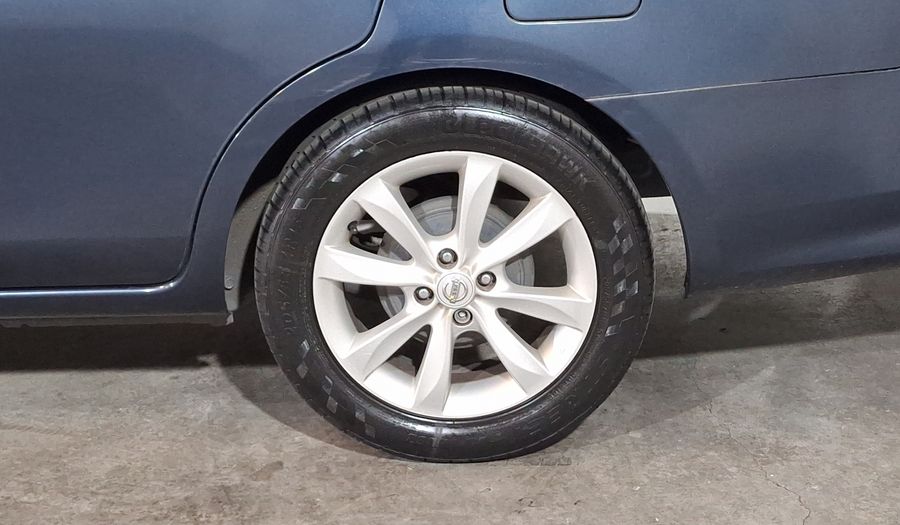 Nissan Versa 1.6 ADVANCE TA AC Sedan 2016