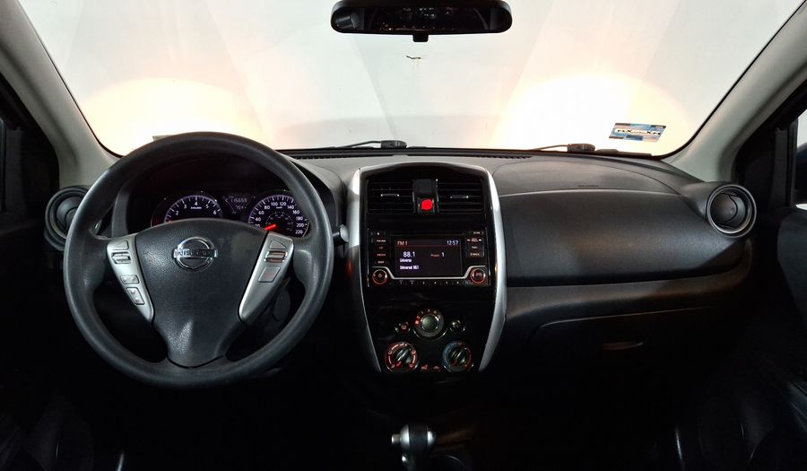 Nissan Versa 1.6 ADVANCE TA AC Sedan 2016