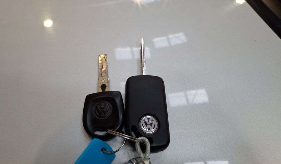 Volkswagen Gol 1.6 POWER Hatchback 2013