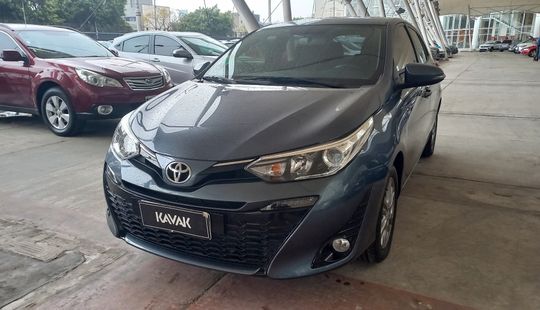 Toyota • Yaris