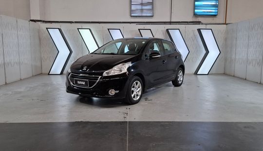 Peugeot • 208