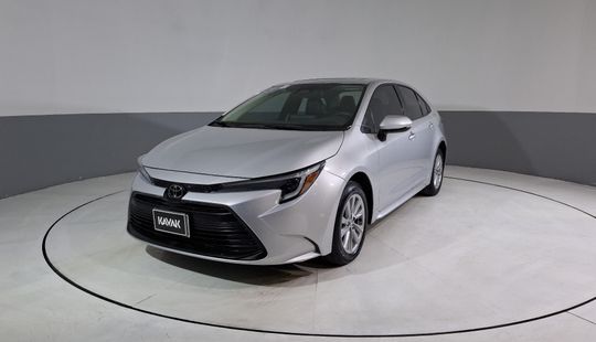 Toyota • Corolla