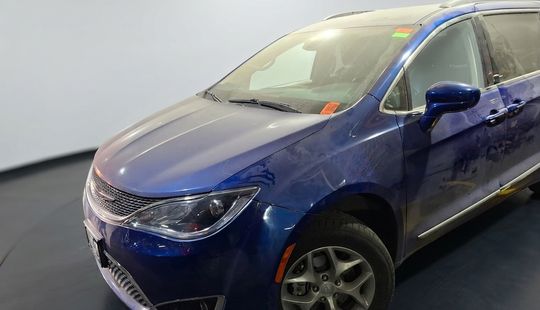Chrysler • Pacifica