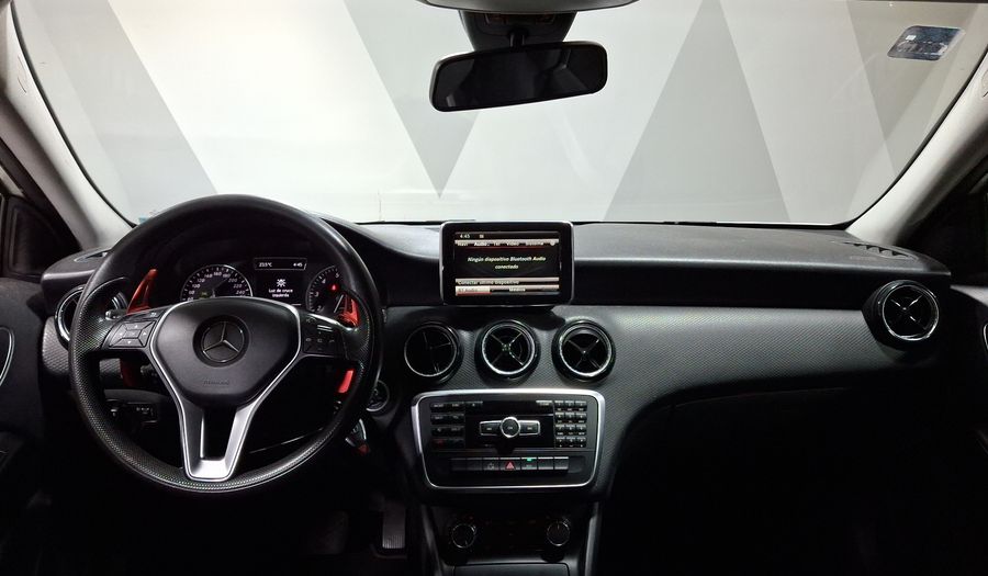 Mercedes Benz Clase A 1.6 180 CGI 7G-DCT Hatchback 2014