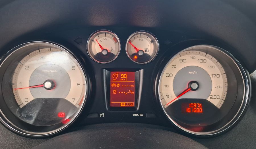 Peugeot 408 2.0 16V ALLURE+ Sedan 2014