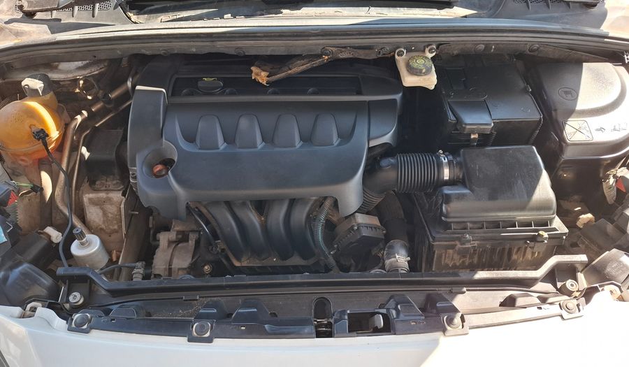 Peugeot 408 2.0 16V ALLURE+ Sedan 2014