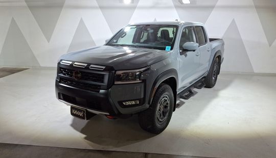 Nissan • Frontier