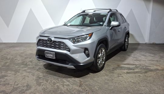 Toyota • RAV4