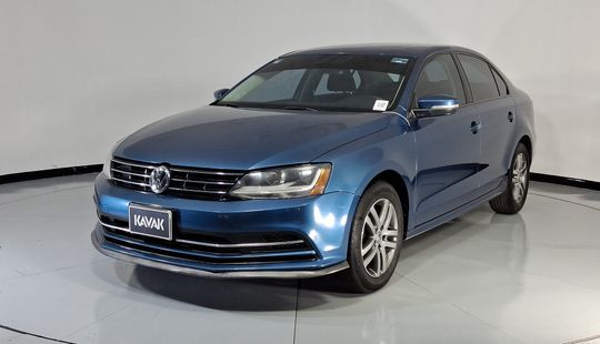 Volkswagen • Jetta