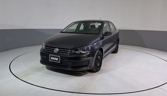 Volkswagen • Vento