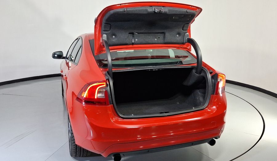 Volvo S60 2.0 SPORT T4 Sedan 2016
