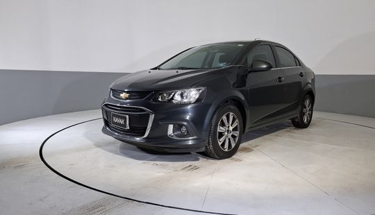 2017 • 39,609 km • Automático
