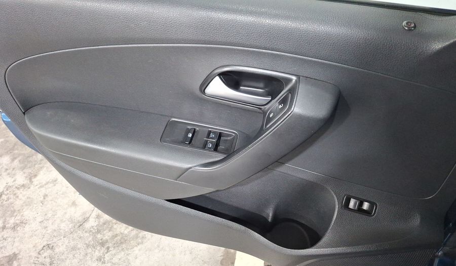 Volkswagen Vento 1.6 COMFORTLINE TIPTRONIC Sedan 2018