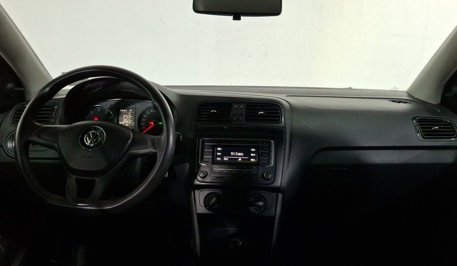 Volkswagen Vento 1.6 COMFORTLINE TIPTRONIC Sedan 2018