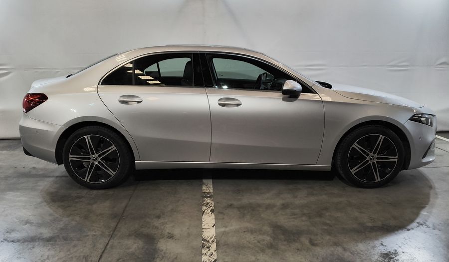 Mercedes Benz Clase A 1.3 200 PROGRESSIVE LINE DCT Sedan 2023