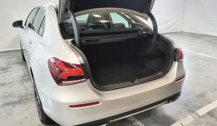 Mercedes Benz Clase A 1.3 200 PROGRESSIVE LINE DCT Sedan 2023
