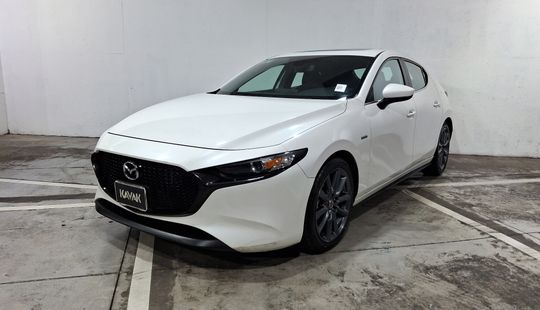 Mazda • Mazda 3