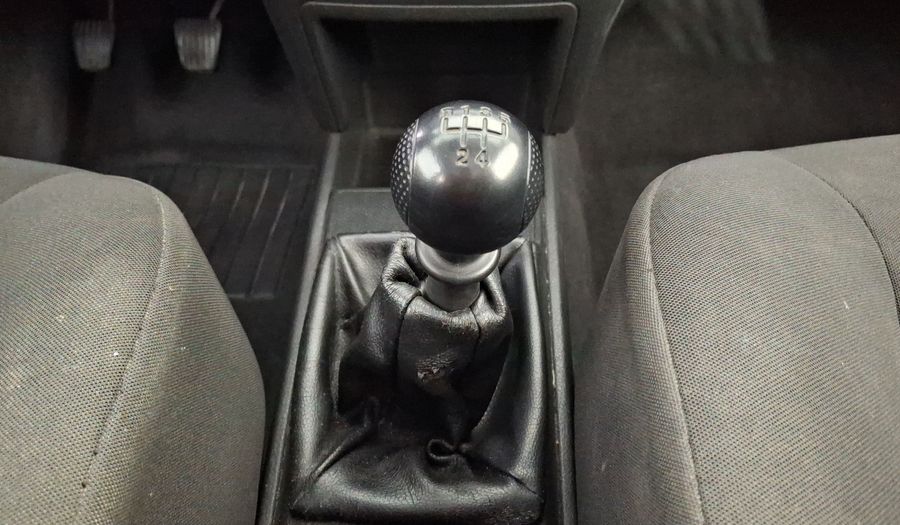 Chevrolet Aveo 1.6 MT M Sedan 2015