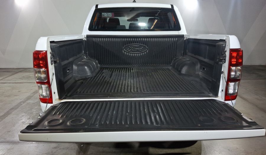 Ford Ranger 2.5 XLT CREW CAB Pickup 2020