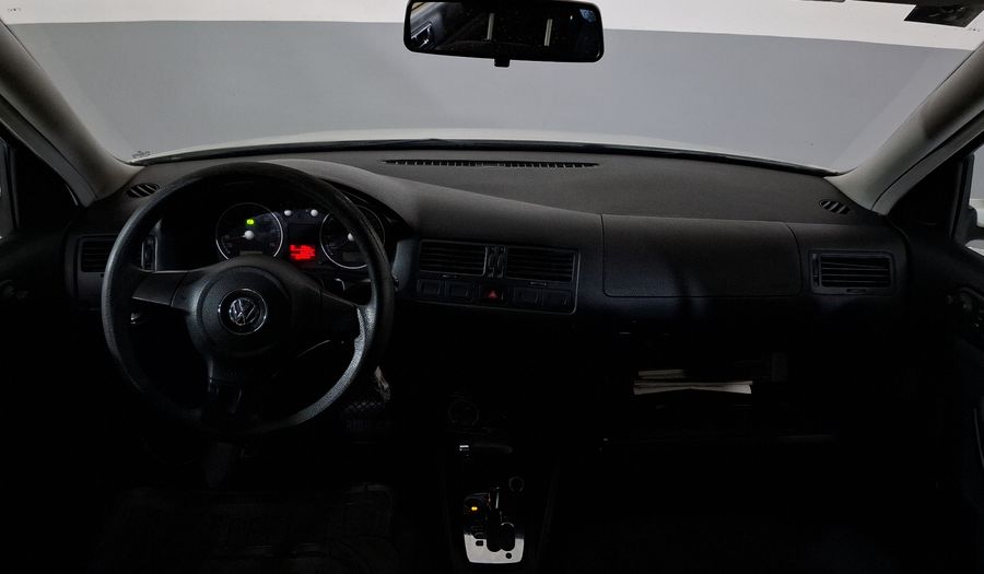 Volkswagen Jetta Clasico 2.0 CL TIPTRONIC Sedan 2013