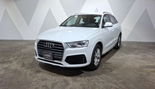 Audi • Q3