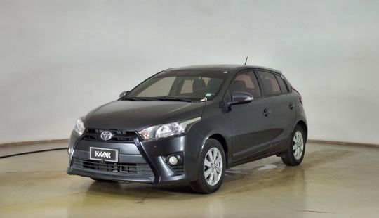 Toyota • Yaris