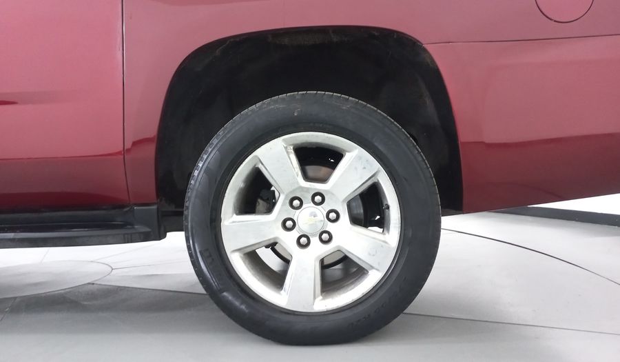 Chevrolet Suburban 5.3 C LT AT Suv 2016
