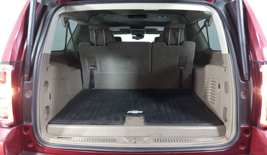 Chevrolet Suburban 5.3 C LT AT Suv 2016