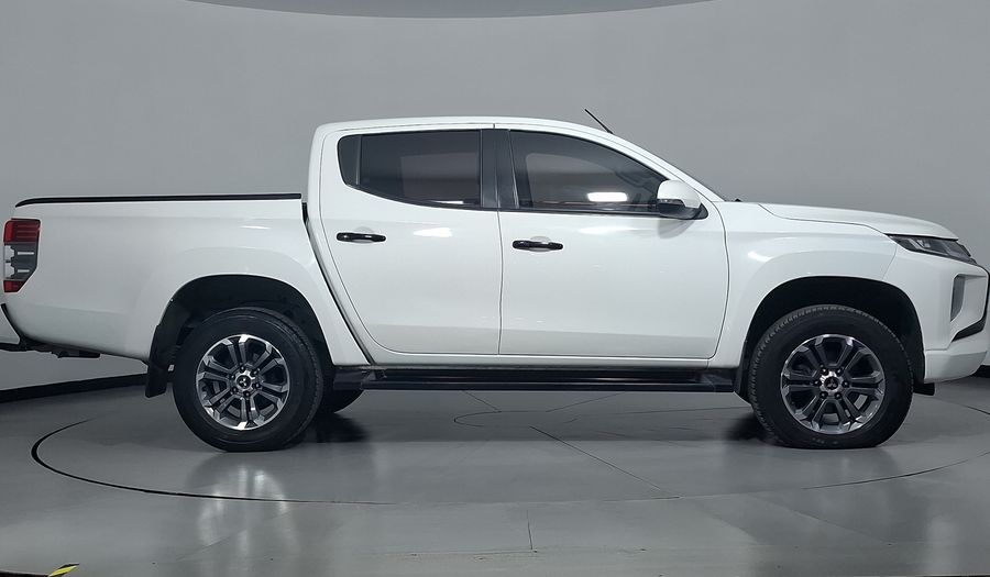 Mitsubishi L200 2.4 GLS DIESEL AUTO 4WD Pickup 2023