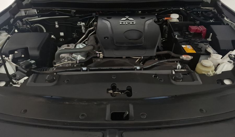 Mitsubishi L200 2.4 GLS DIESEL AUTO 4WD Pickup 2023
