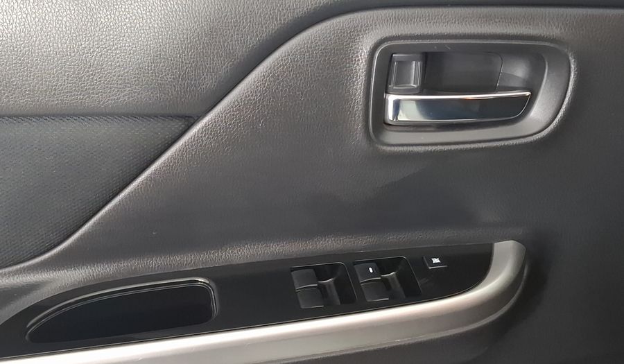 Mitsubishi L200 2.4 GLS DIESEL AUTO 4WD Pickup 2023