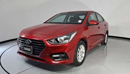 Hyundai • Accent