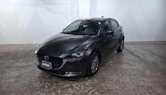 Mazda • Mazda 2