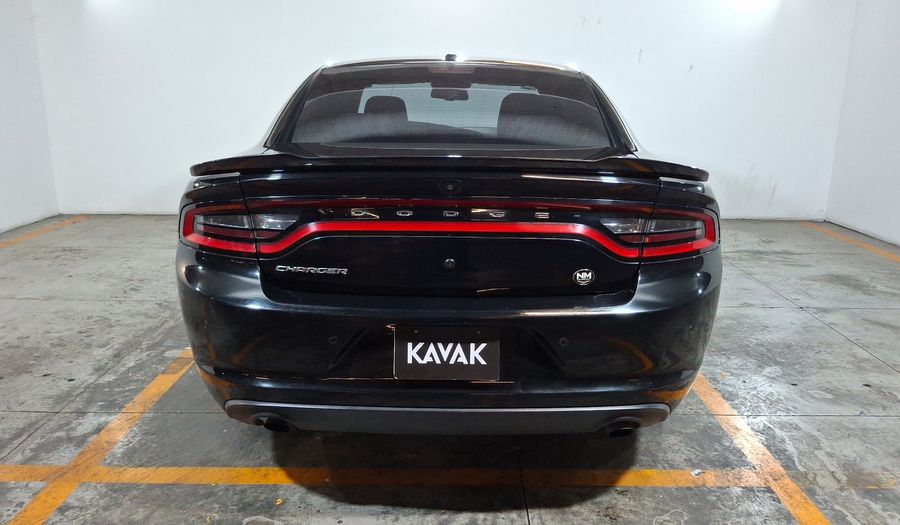 Dodge Charger 5.7 RT Sedan 2020
