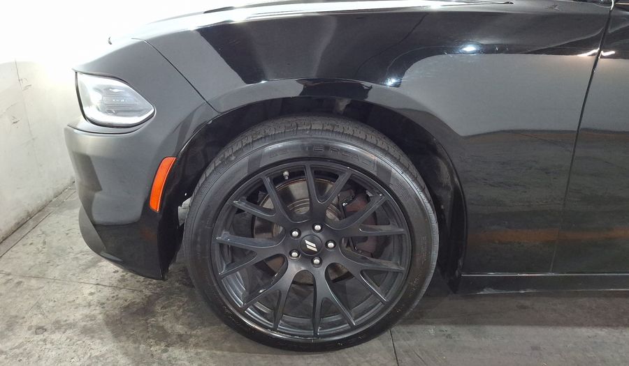 Dodge Charger 5.7 RT Sedan 2020