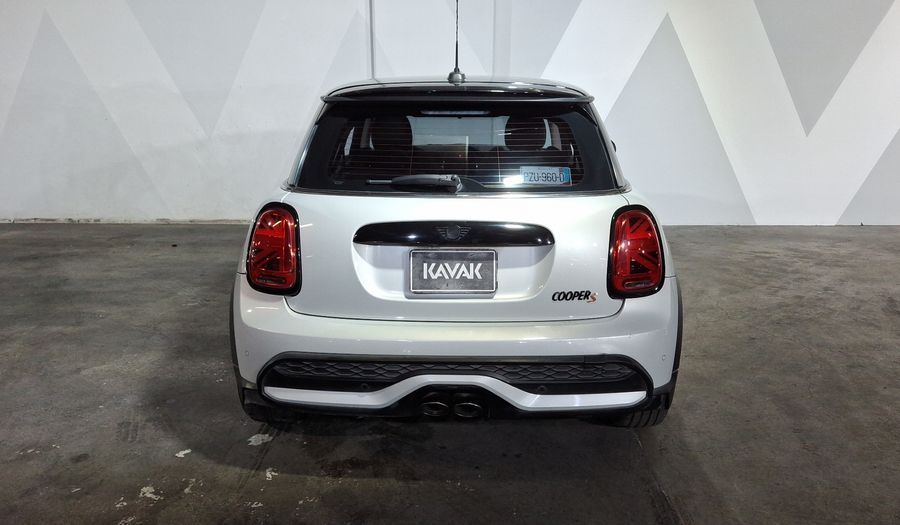 Mini Cooper S 2.0 COOPER CLASSIC DCT Hatchback 2023