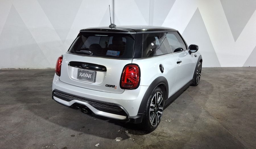 Mini Cooper S 2.0 COOPER CLASSIC DCT Hatchback 2023