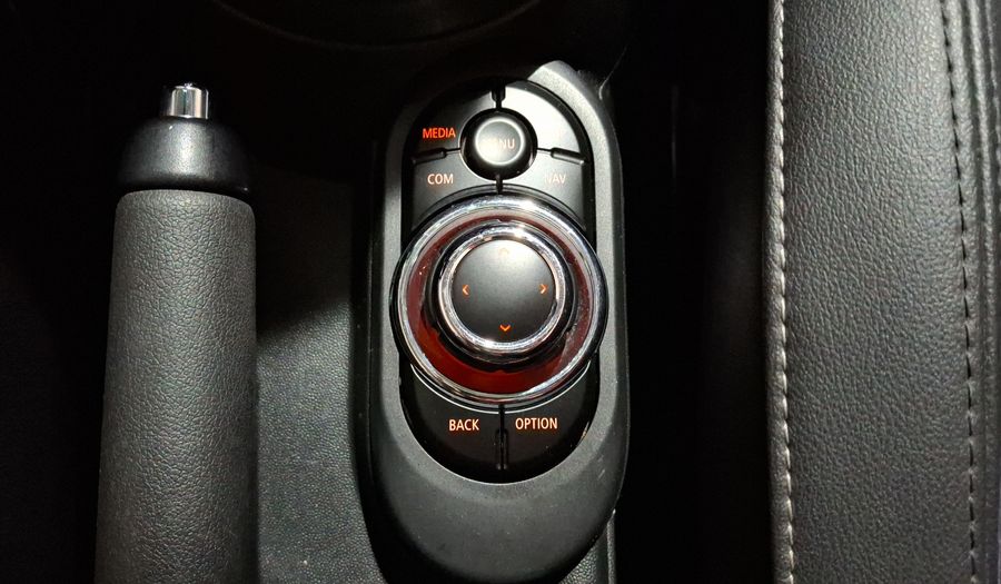 Mini Cooper S 2.0 COOPER CLASSIC DCT Hatchback 2023