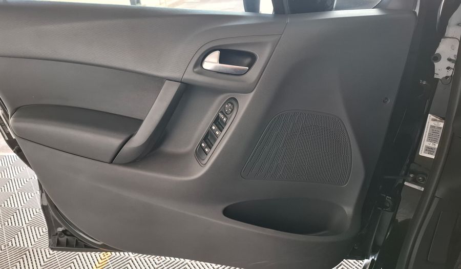 Citroen C3 1.4 FEEL Hatchback 2016