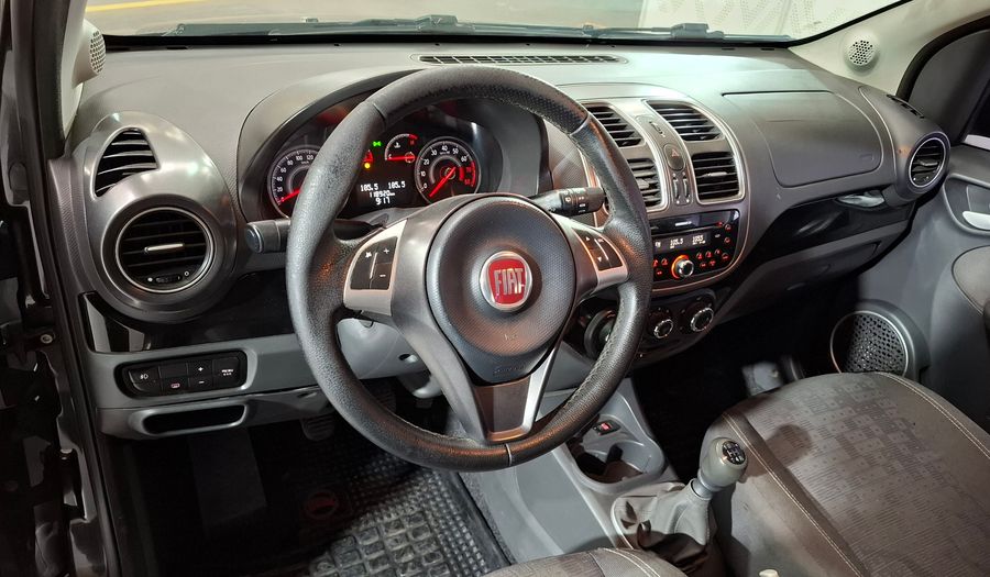 Fiat Palio 1.4 ATTRACTIVE Hatchback 2017