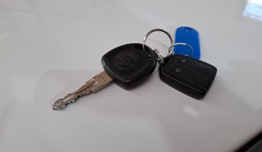 Chevrolet Corsa Classic II 1.8 GL AA+DIR Hatchback 2009