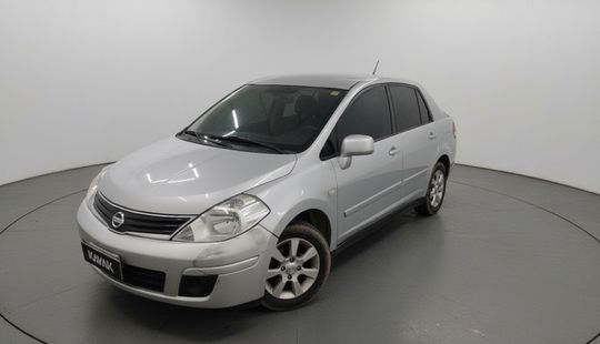Nissan • Tiida